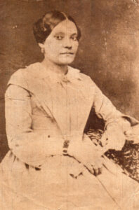 Leonor Pérez Cabrera actuó con el sentido conservador que le habían inculcado.