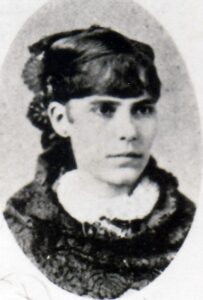 Carmen, esta fue su hermana valenciana, nacida en 1847.