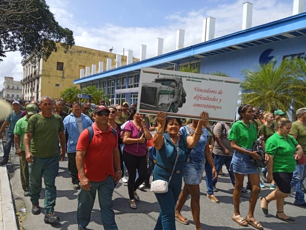 Representantes de todos los sectores respondieron al llamado del movimiento sindical. Foto: De la Autora.