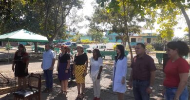 Nomindos por el municipio de Matanzas son acogidos por directivos y trabajadores de la Delegacion provincial de la Agricultura.