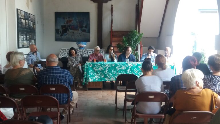 Los presentes conocieron a fondo varias áreas de la escritura de Fina García Marruz desde la poética hasta la ensayística.