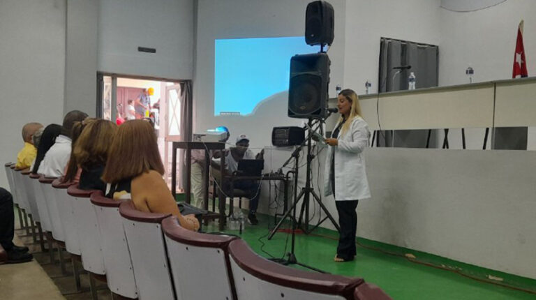 Dialogan en Matanzas sobre ciencia e innovación en Salud (+Fotos)