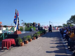 Acto en Playa Girón