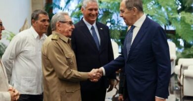 Lavrov con Raúl y Díaz-Canel