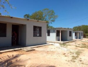 Entregan cinco viviendas y obras sociales en Ciénaga de Zapata 