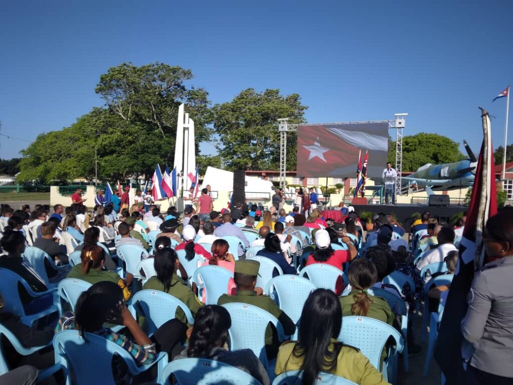 Acto en Playa Girón