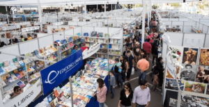 Participan escritores matanceros en Feria del Libro de Antofagasta, en Chile 