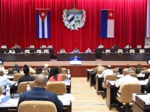 Comunicación social en agenda de diputados al parlamento de Cuba