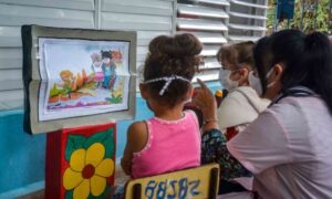 Destaca labor de pedagoga en la formación de educadoras de círculos infantiles en Colón