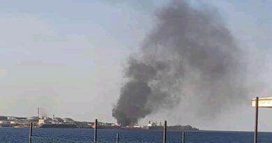 fuego en zona industrial