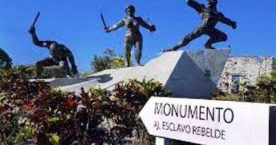 monumento al esclavo rebelde