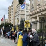 Estadounidenses solidarios repudian atentado terrorista contra embajada cubana en Washington
