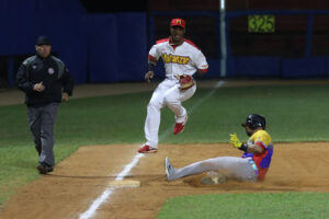 Matanzas propina KO a Venezuela en choque por boleto a la final de Serie de Estrellas