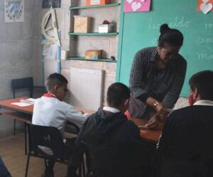 Alta preparación docente de los maestros de la escuela especial Retoños Martianos. Foto: Tomada del Facebook de Amaurys Echevarría.