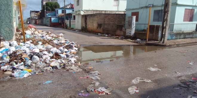 Pueblo Nuevo y la basura en tierra de nadie…