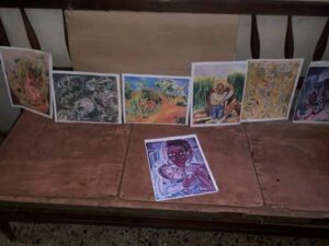 Algunas obras del artista visual Uber Solís, promocionadas por integrantes de la galería de arte "Enrique Pérez Triana".