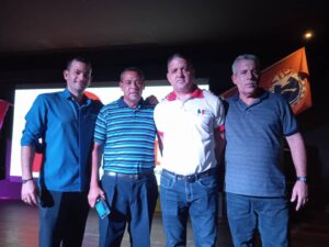 Segundo de derecha a izquierda, Amaurys está acompañado por Julio Enrique Morales Verea, Osmar Ramírez Ramírez y Yoanh David Pérez Sánchez , subdirector general del hotel Royalton Hicacos Resort & Spa. Foto: De la Autora.
