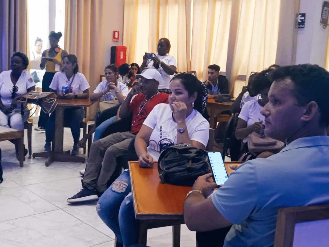 instructores de arte en Matanzas