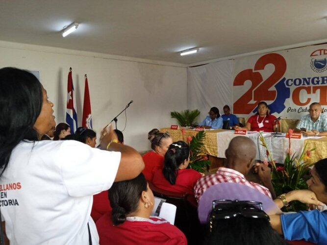 #MatanzasEnCongreso: Temas como el empleo y el salario motivarán los debates en la Conferencia provincial 22 Congreso de la CTC en Matanzas. Foto: Noryis