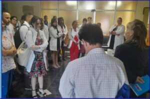 La Feria de Salud intenta fortalecer las alianzas estratégicas con centros asistenciales matanceros.Foto: Foto: Tomada del Facebook del aeropuerto.