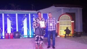 La multilaureada periodista Regla Bárbara Llorente obtiene cuatro premios en los apartados de entrevista, mejor trabajo en redes sociales, producción para YouTube y realización para Internet